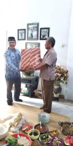 Silaturahmi Jurusan Pendidikan Islam Anak Usia Dini (PIAUD) ke Dosen Purna Bakti IAIN Syekh Nurjati Cirebon