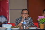 Dr. Muslihudin, M. Ag. Wakil Dekan I Fakultas Ilmu Tarbiyah dan Keguruan IAIN Syekh Nurjati Cirebon membuka acara Studium General Jurusan Pendidikan Islam Anak Usia Dini.