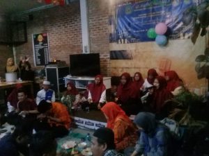 Gema Ramadhan Himpunan Mahasiswa Jurusan Pendidikan Islam Anak Usia Dini Mengadakan Kegiatan Buka Puasa Bersama Anak Yatim dan Pemberian Santunan