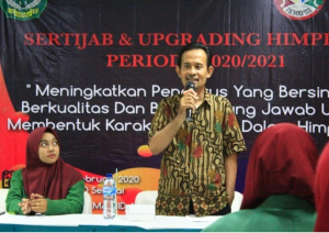Serah Terima Jabatan Ketua Umum Himpunan Mahasiswa Jurusan Pendidikan Islam Anak Usia Dini Fakultas Ilmu Tarbiyah Dan Keguruan IAIN Syekh Nurjati Cirebon Periode 2019/2020