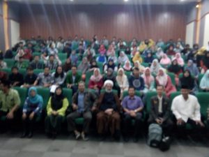 Prof. Dr. Ilahi Manes Sangat Terkesan dengan Kehangatan Peserta Diskusi