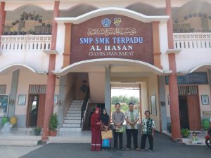 SMK Terpadu Al Hasan Ciamis Kunjungan dan Sosilalisai Promosi Jurusan Pendidikan Islam Anak Usia Dini ke Pondok Pesantren dan Madrasah wilayah Kuningan, Ciamis, dan Tasikmalaya 