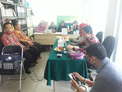 Dr. Asep Mulyana, M. Si Ketua Jurusan, Durtam Sekretaris Jurusan, Dosen Jurusan Pendidikan Islam anak Usia Dini Fakultas Ilmu Tarbiyah dan Keguruan Institut Agama Islam Negeri (IAIN) Syekh Nurjati Cirebon dan Tim Audit Mutu Internal Dari Unit Lembaga Penjamin Mutu Institut Agama Islam Negeri (IAIN) Syekh Nurjati Cirebon