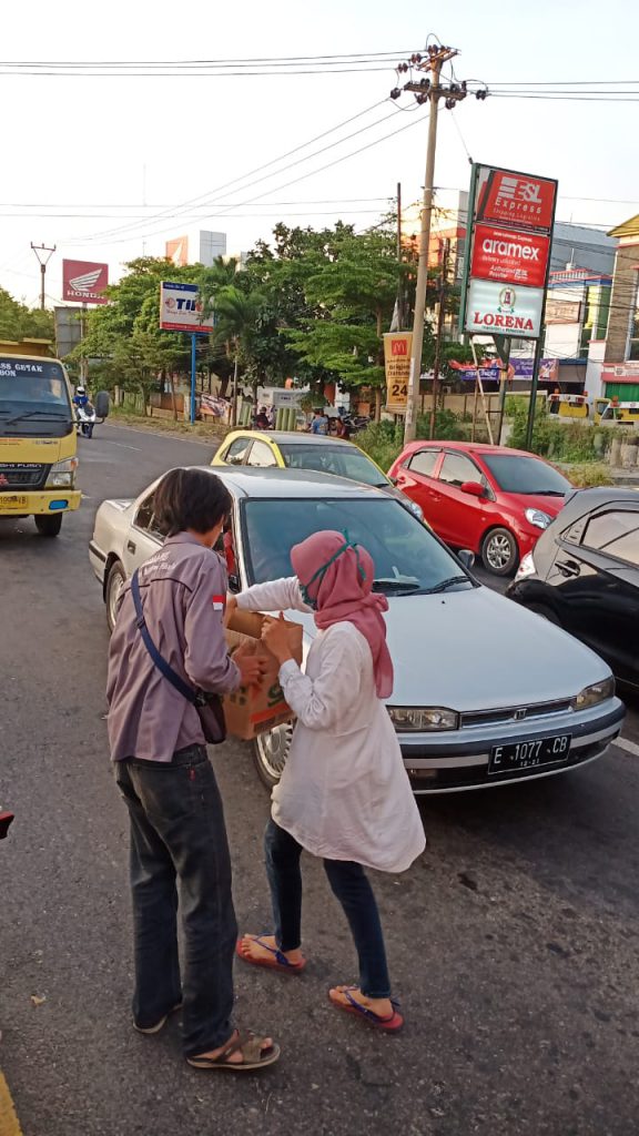 Bakti Sosial, Himafil Turun ke Jalan Bareng Ormawa FUAD