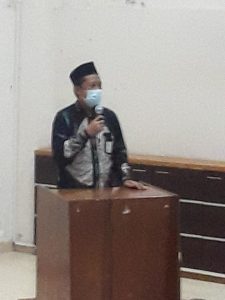 Dr. H. Saifuddin, M. Ag. Wadek III Fakultas Ilmu Tarbiyah dan Keguruan IAIN Syekh Nurjati Cirebon Memberikan Sambutan Dalam Study Komparatif Ormawa FITK UIN Sunan Kalijaga Yogyakarta Dengan Ormawa FITK IAIN Syekh Nurjati Cirebon.
