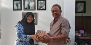 Silaturahmi Jurusan Pendidikan Islam Anak Usia Dini (PIAUD) ke Dosen Purna Bakti IAIN Syekh Nurjati Cirebon