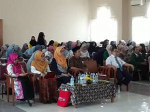 Seminar Nasional Jurusan Pedidikan Islam Anak Usia Dini FITK IAIN Syekh Nurjati Cirebon dan Universitas Singaperbangsa Karawang
