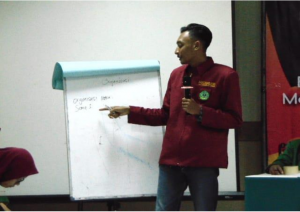 Serah Terima Jabatan Ketua Umum Himpunan Mahasiswa Jurusan Pendidikan Islam Anak Usia Dini Fakultas Ilmu Tarbiyah Dan Keguruan IAIN Syekh Nurjati Cirebon Periode 2019/2020
