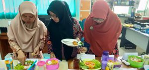 Lomba Kreasi Memasak Jurusan Pendidikan Islam Anak Usia Dini