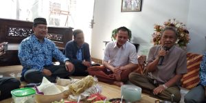 Silaturahmi Jurusan Pendidikan Islam Anak Usia Dini (PIAUD) ke Dosen Purna Bakti IAIN Syekh Nurjati Cirebon