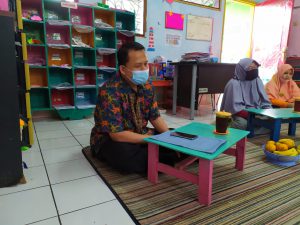 Perpisahan Praktek Lapangan Prasekolah di RKIT Sabilul Huda Didampingi Oleh H. Jajang Aisyul Muzakki, M. Pd.I. Pembimbing Praktek Lapangan Prasekolah dan Guru Pamong 