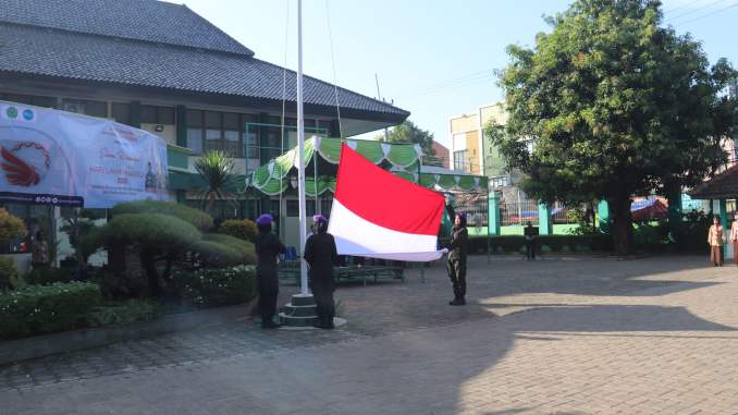 Sivitas Akademika IAIN Syekh Nurjati Cirebon Melaksanakan Upacara Bendera Memperingati Hari Lahir Pancasila