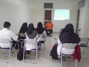 Ketua Jurusan Membuka Acara Seminar Proposa