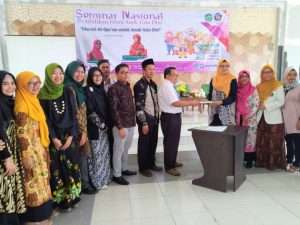Seminar Nasional Jurusan Pedidikan Islam Anak Usia Dini FITK IAIN Syekh Nurjati Cirebon dan Universitas Singaperbangsa Karawang ke Narasumber Dari IAIN Syekh Nurjati Cirebon dan Universitas Singaperbangsa Karawang