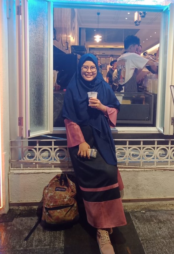 Lela, Mahasiswi Jurusan FA yang Jatuh Cinta pada Seni dan Budaya Cirebon