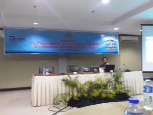 Rianto, ST Narasumber Hari ke 2 Materi Pengenalan Desain Grafis Coreldraw Dalam Kegiatan Worshop Pelatihan Website Untuk Tenaga Kependidikan di Lingkungan IAIN Syekh Nurjati Cirebon.