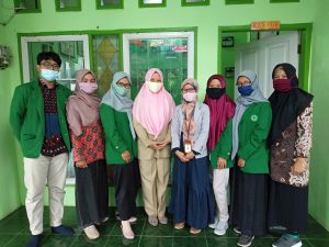 Penyerahan Mahasiswa Jurusan Pendidikan Islam Anak Usia Dini Fakultas Ilmu Tarbiyah dan Keguruan Didampingi Oleh Dosen Pembimbing Jazariyah, M. Pd. Dalam Kegiatan Pengenalan Lapangan Prasekolah ke RA An Nawaa 2 Kota Cirebon
