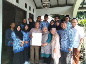 Silaturahmi Jurusan Pendidikan Islam Anak Usia Dini (PIAUD) ke Dosen Purna Bakti IAIN Syekh Nurjati Cirebon